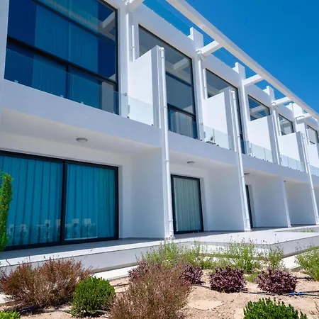 Daire Modern And Spacious With Beautiful Roof Terrace And Sea View